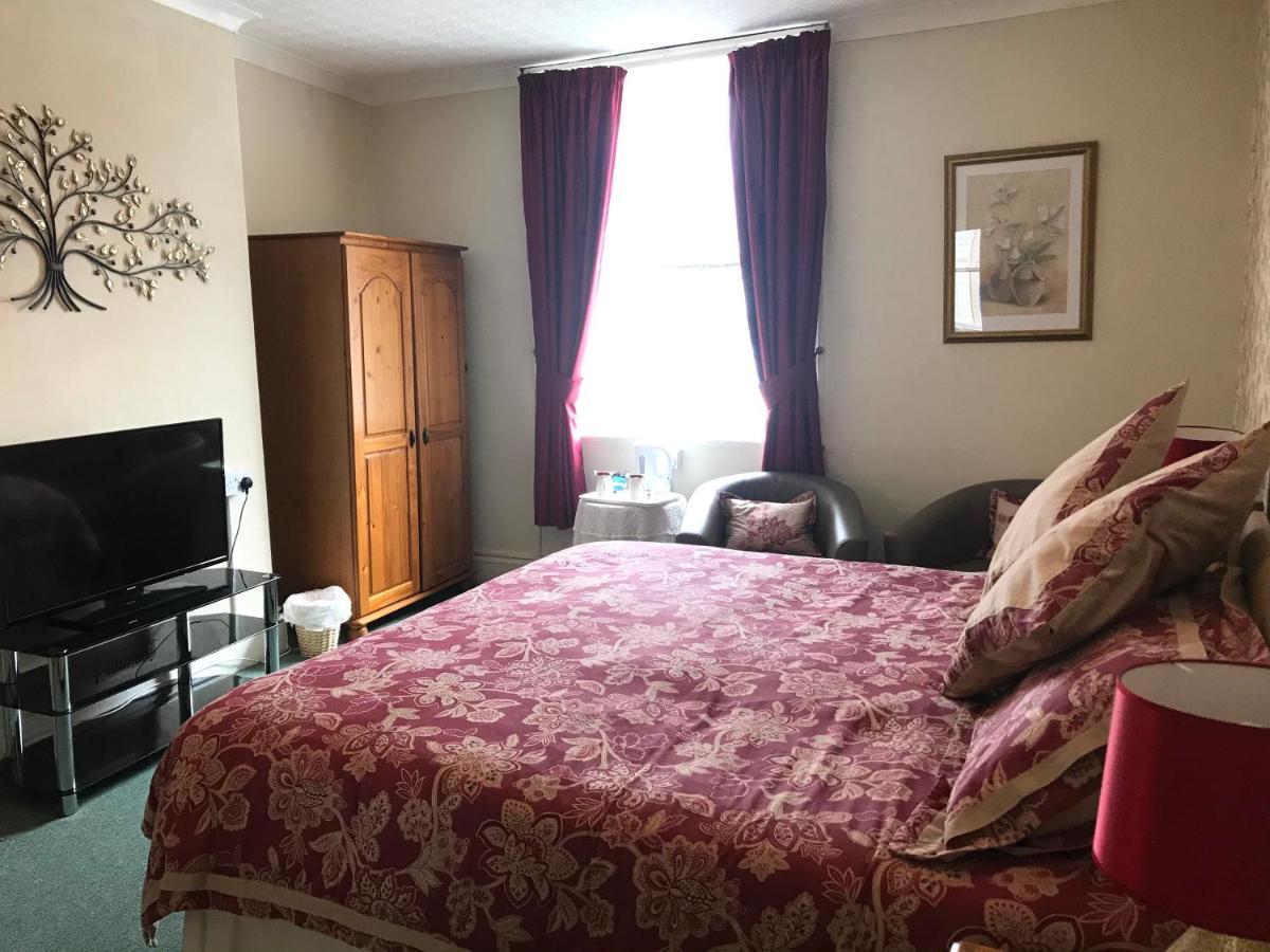 White Court Llandudno Bed & Breakfast Bagian luar foto