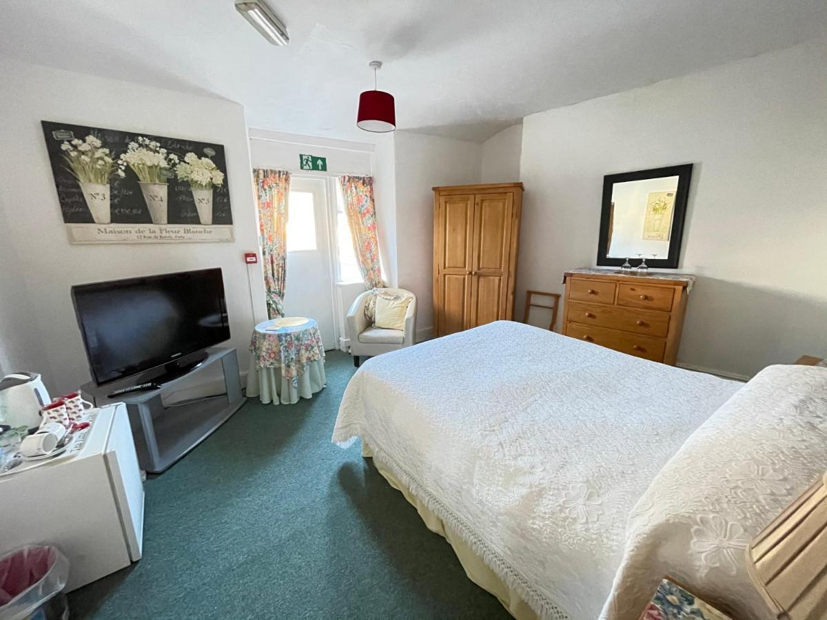 White Court Llandudno Bed & Breakfast Bagian luar foto
