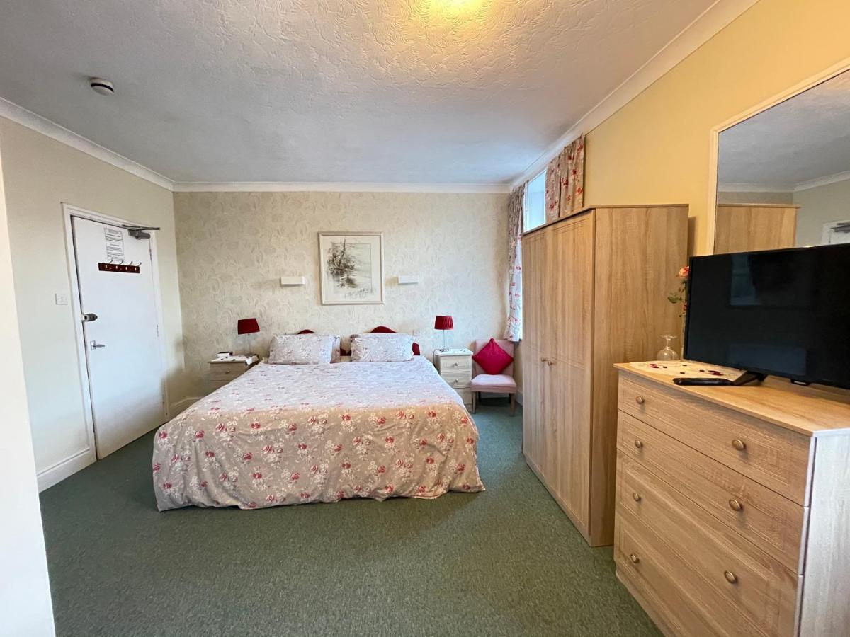 White Court Llandudno Bed & Breakfast Bagian luar foto